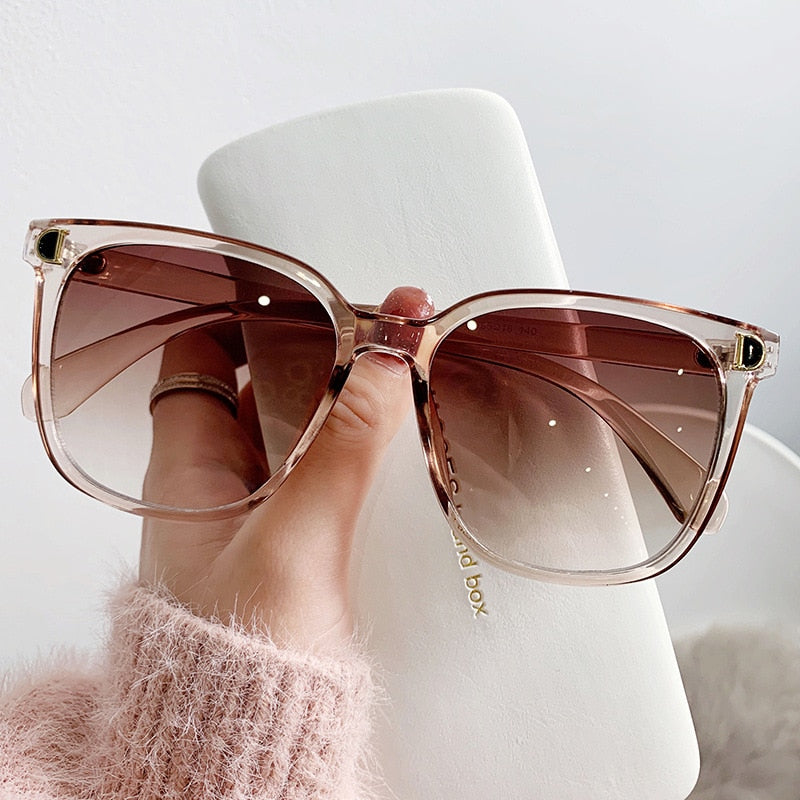 Designer Vintage Oversized Sunglasses for Women LuLusport1